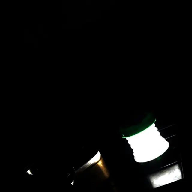 テントと雨音 のジャケット